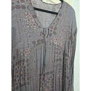 Gray/Blue Floral Peasant Blouse Med Ruffle Pleated Look Front Tie Boho